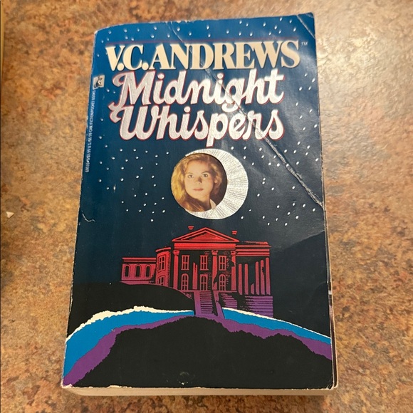 V.C. Andrews Book Collection - Picture 4 of 9